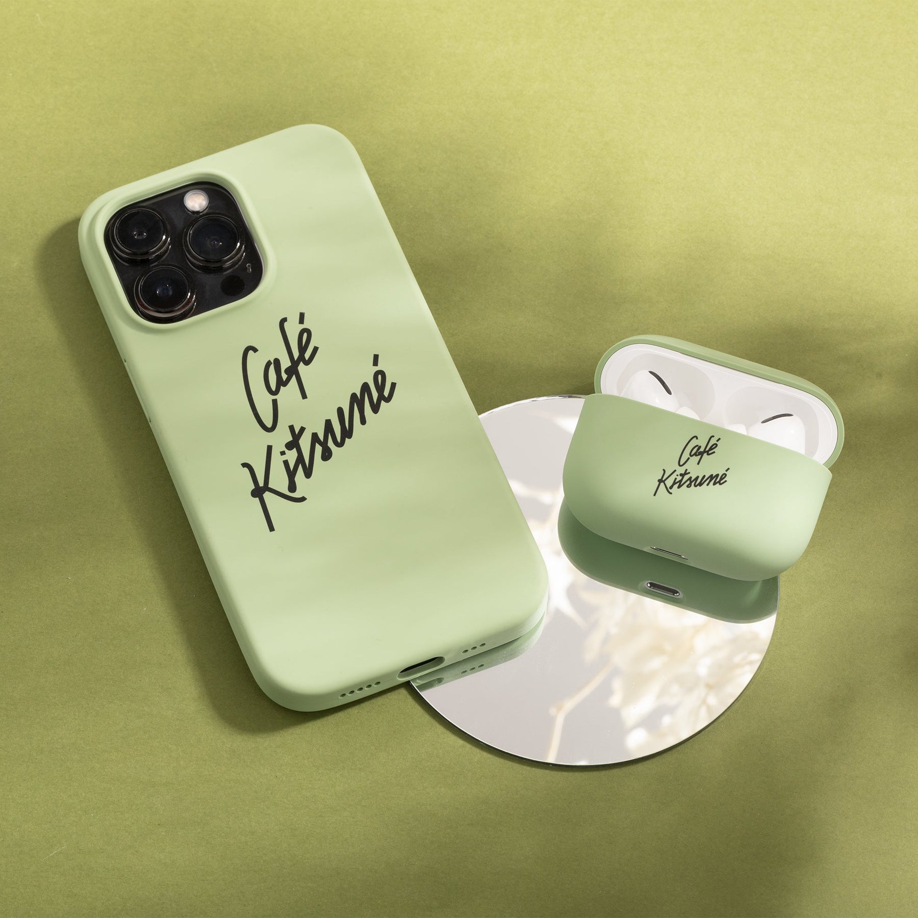 39639135813771,Café Kitsuné Case for iPhone 13 Pro Max