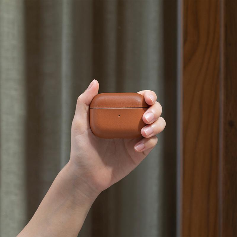 34391663739019,34391663771787,AirPods Pro Essentials