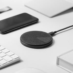 34391663739019,34391663771787,AirPods Pro Essentials
