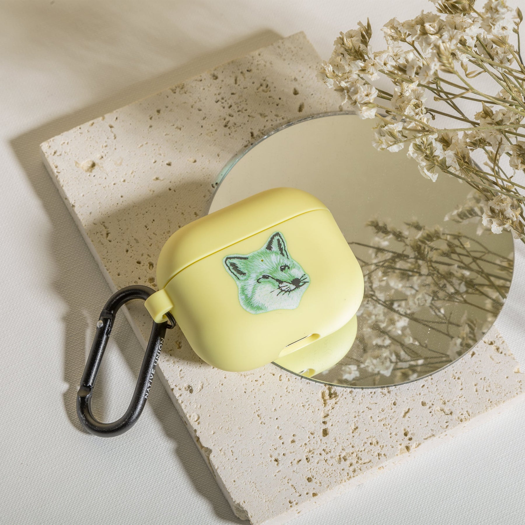 40359392870539, 40359392903307, Monochrome Fox Head Case for AirPods (Gen 3)