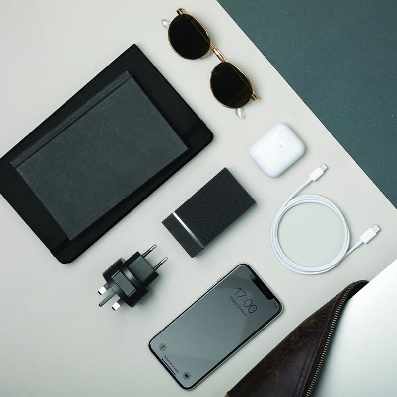 34391663607947,34391663640715,Fast-Charge Essentials