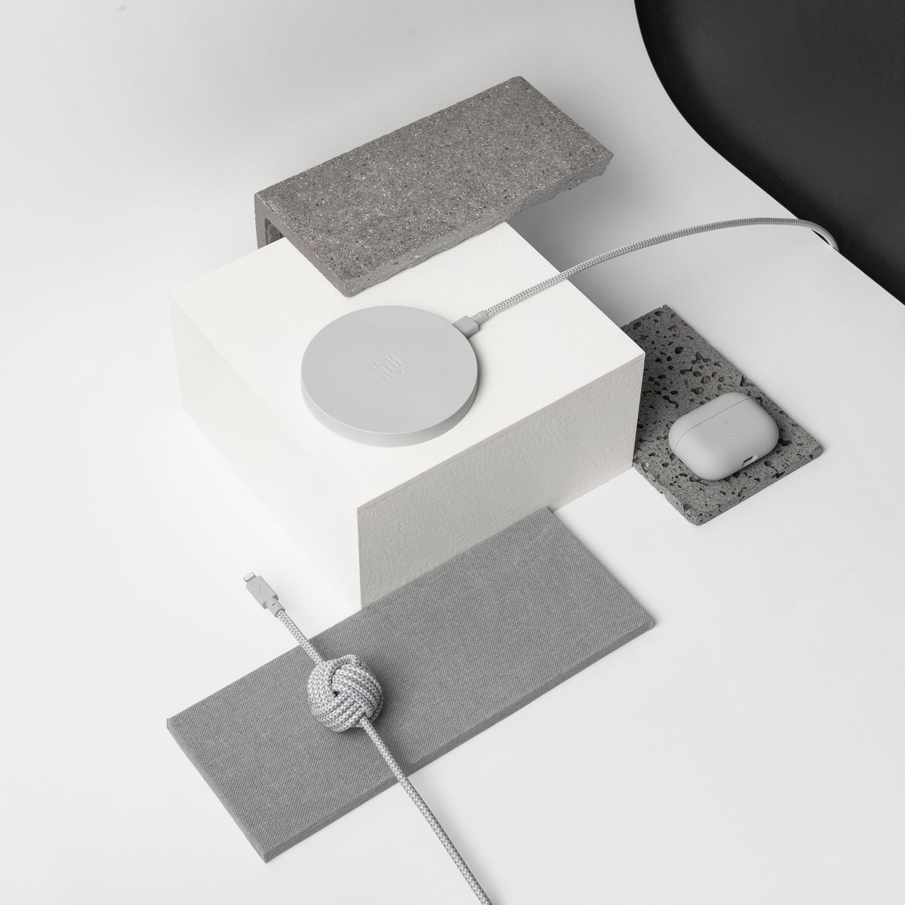 Drop Wireless Charger (Reigning Champ Edition)