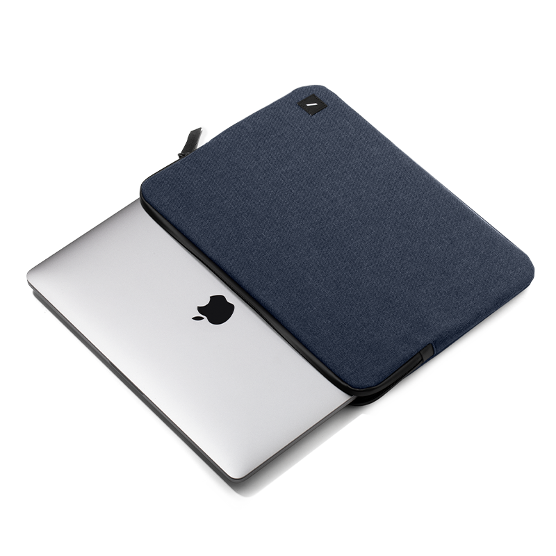 34274784411787,Stow Lite Sleeve for MacBook (15") - Indigo