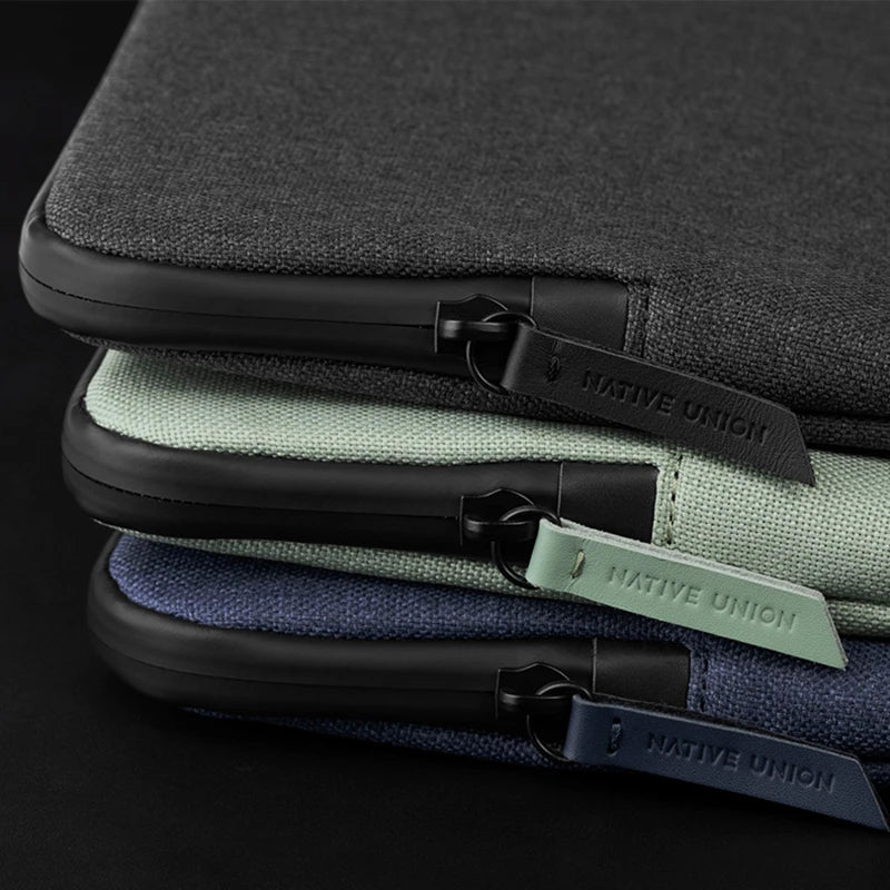 34391662559371,34391662592139,On-The-Go Essentials for MacBook 12"